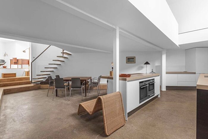 2 Bedroom Property To Rent In Penzance Place, London, W11