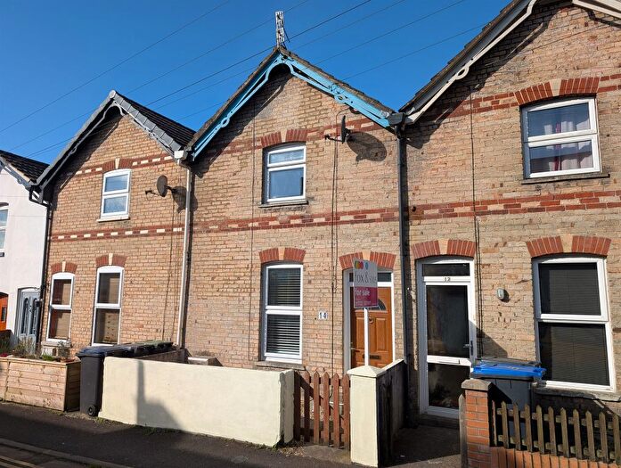 3 Bedroom Terraced House For Sale In Polden Road, Salisbury, SP1