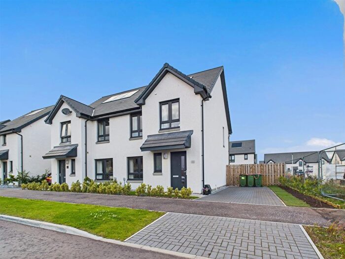 3 Bedroom Semi-Detached House For Sale In Draper Road, Perth, PH1