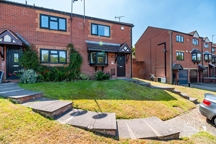 1 Bedroom End Of Terrace House For Sale In Woodland Way, Birchmoor, B78