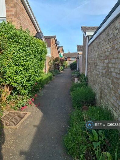 2 Bedroom Bungalow To Rent In Rowan Way, Witham, CM8