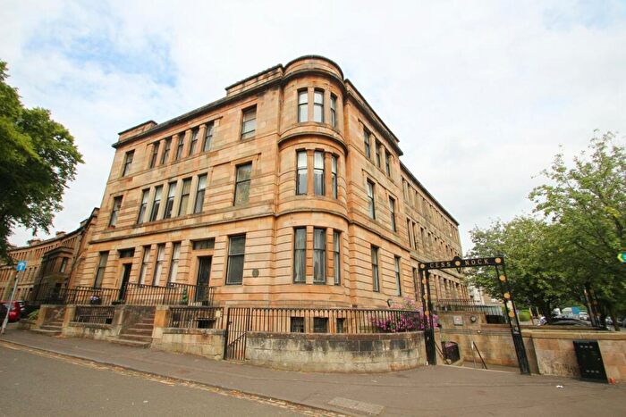 2 Bedroom Flat To Rent In Walmer Crescent, Cessnock, Glasgow, G51