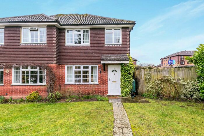 3 Bedroom Semi-Detached House To Rent In Old Merrow Street, Guildford, GU4