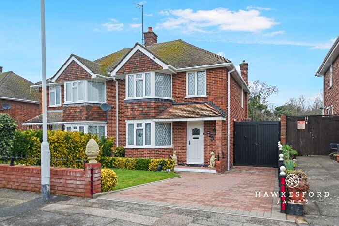 3 Bedroom Semi-Detached House For Sale In Gayhurst Drive, Sittingbourne, ME10