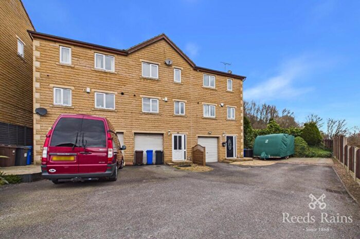 3 Bedroom Terraced House To Rent In Ridge View Drive, Sheffield, South Yorkshire, S9