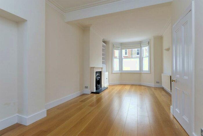 4 Bedroom Terraced House To Rent In Kelmscott Road, SW11