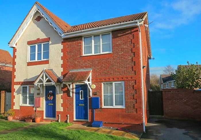 2 Bedroom End Of Terrace House To Rent In Westons Brake, Emersons Green, Bristol, BS16