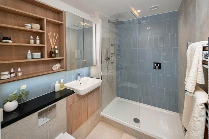 1 Bedroom Apartment For Sale In Lombard Square Sales & Marketing Suite Southlake Road London, SE28
