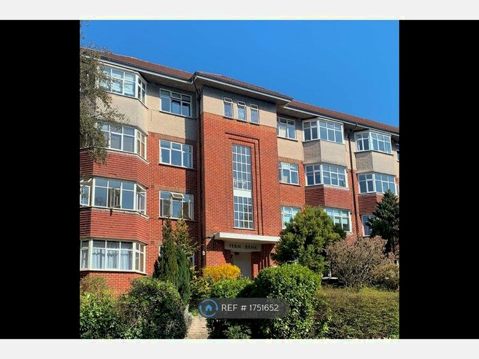2 Bedroom Flat To Rent In Fernbank, Bournemouth, BH2