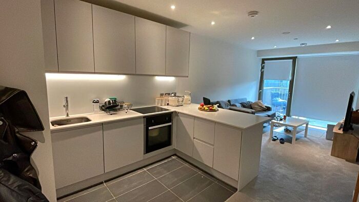2 Bedroom Flat For Sale In Hulme Street, Salford, M5