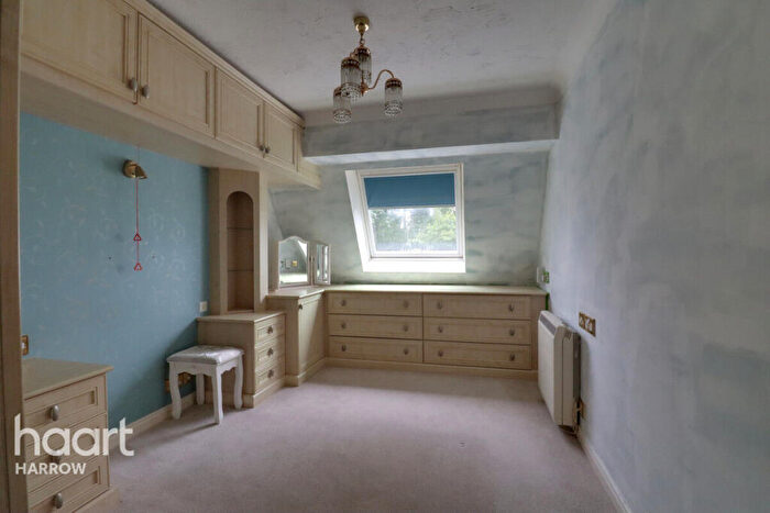 1 Bedroom Retirement Property For Sale In Uxbridge Road, Pinner, HA5