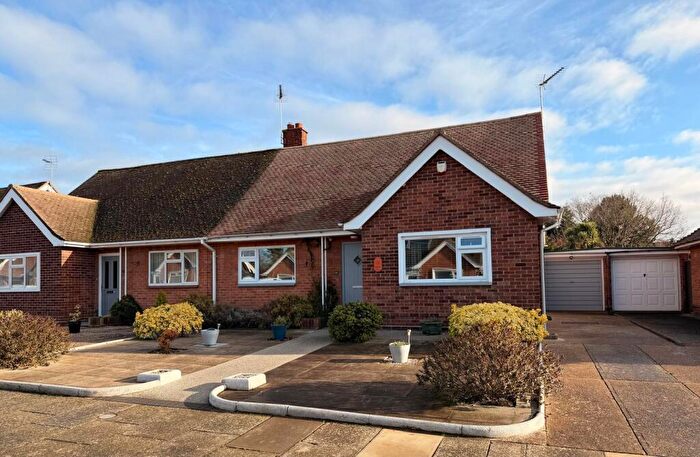 2 Bedroom Semi-Detached Bungalow For Sale In Blandford Road, Ipswich, IP3