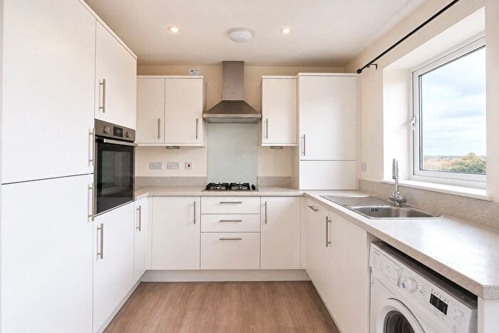 2 Bedroom Flat To Rent In Aspen Drive, Bristol, Gloucestershire, BS10