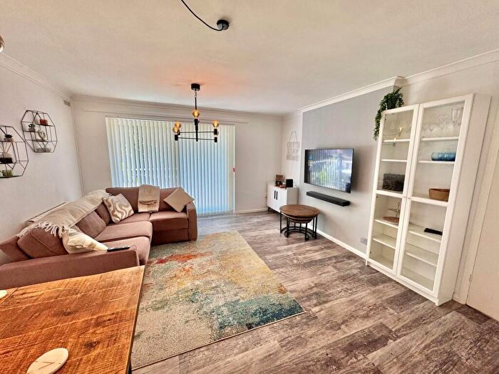 2 Bedroom Flat To Rent In St. Anthonys Road, Bournemouth, BH2