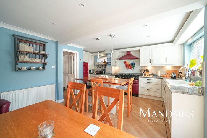 4 Bedroom Detached House For Sale In Thornemead, Werrington, Peterborough, PE4