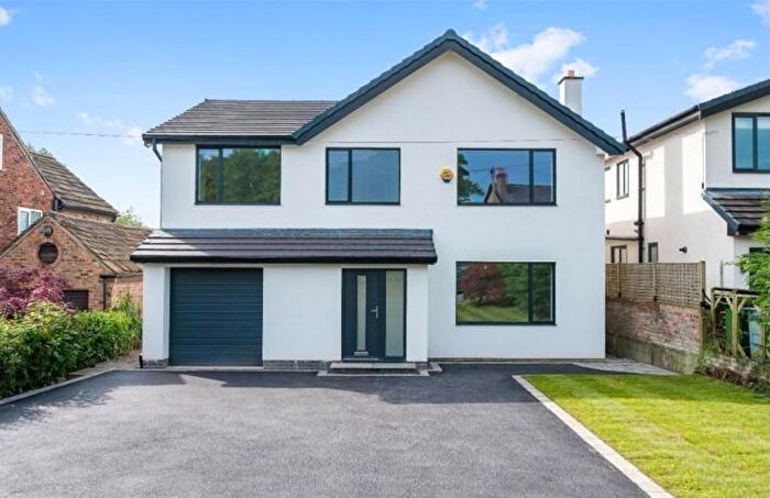 4 Bedroom Detached House For Sale In Knutsford Road, Alderley Edge, Cheshire, SK9