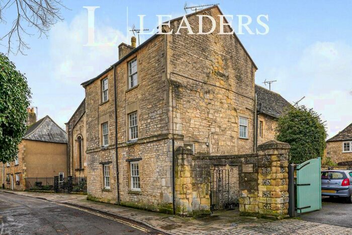 2 Bedroom Town House To Rent In Coxwell Street, Cirencester, GL7
