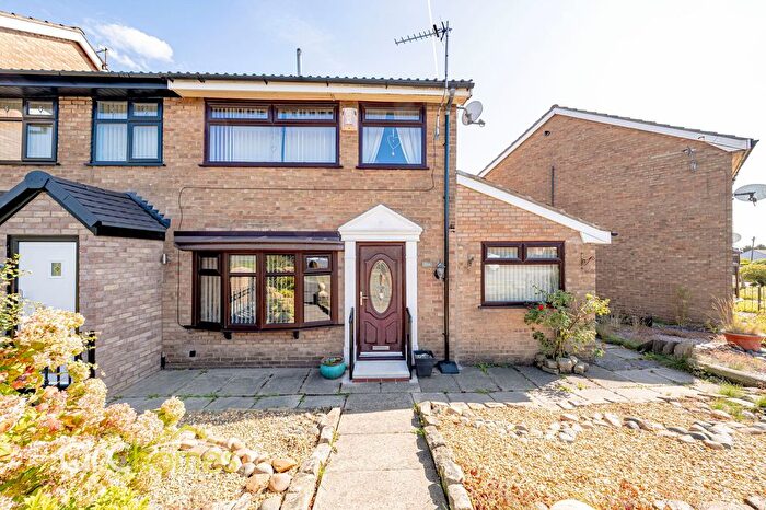 4 Bedroom Semi Detached House For Sale In Wigan Road, Leigh, WN7