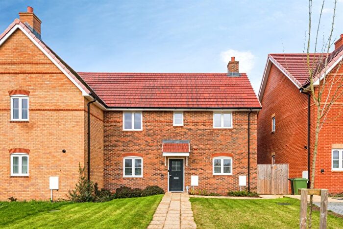 3 Bedroom Semi Detached House For Sale In Sandy Lane, Chalgrove, Oxford, OX44