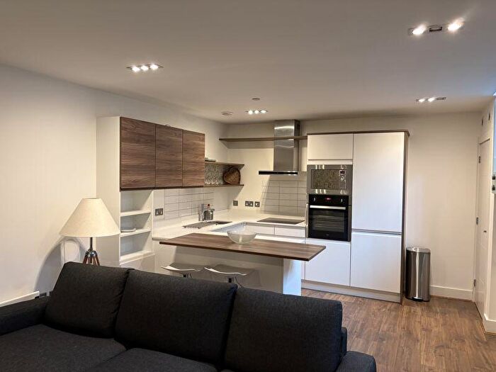 1 Bedroom Apartment To Rent In Staple Gardens, Winchester, SO23