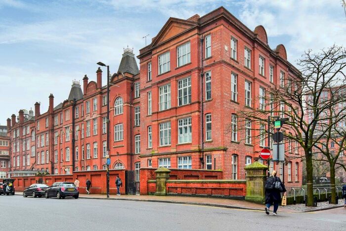 1 Bedroom Apartment To Rent In Lexington, Chorlton Street, Manchester, M1