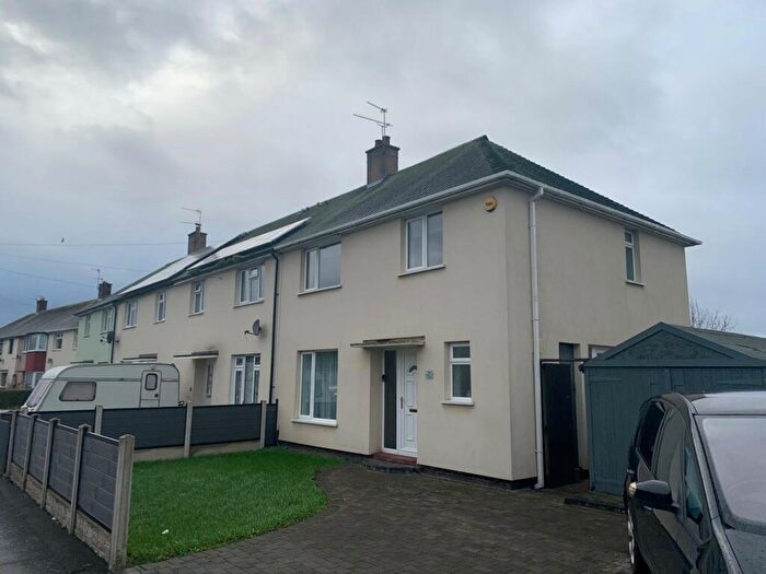 3 Bedroom End Of Terrace House To Rent In Whitegate Vale, NG11