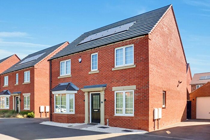 4 Bedroom Detached House For Sale In Fossbrooke Drive, Ashby-de-la-zouch, LE65