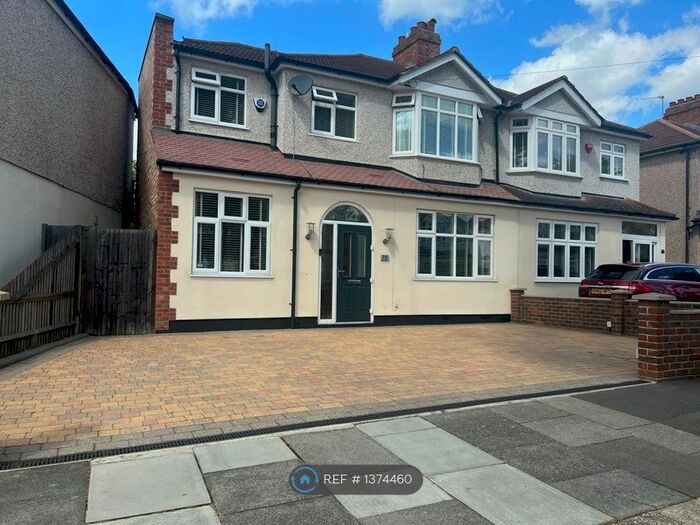 3 Bedroom Semi-Detached House To Rent In Ashcroft Avenue, Sidcup, DA15