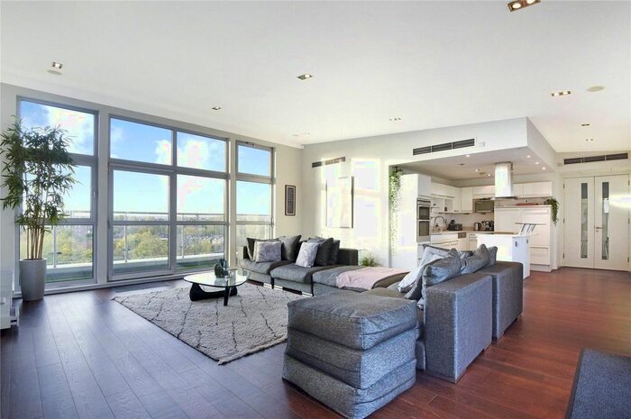 2 Bedroom Flat To Rent In Southgate Road, De Beauvoir, Hackney, London, N1