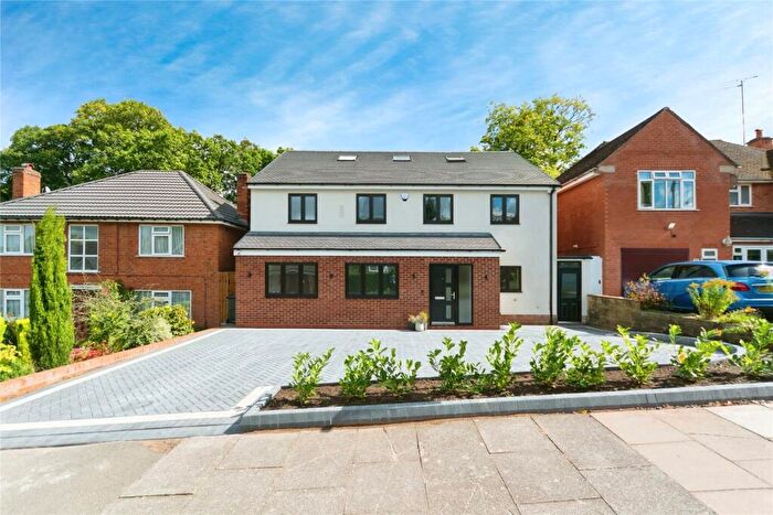 5 Bedroom Detached House For Sale In Moorcroft Road, Birmingham, West Midlands, B13