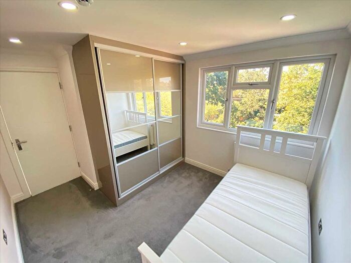 Property To Rent In Perryn Road, Acton, W3