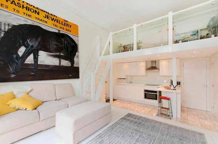 2 Bedroom Flat To Rent In Madeley Road, Ealing Broadway, London, W5