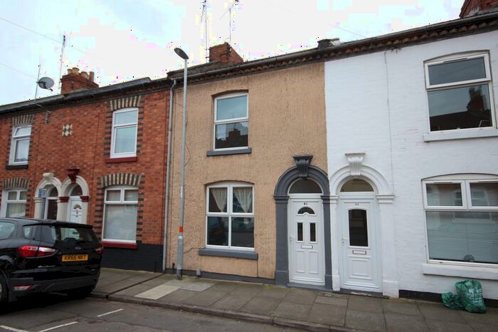 2 Bedroom Terraced House To Rent In Cloutsham Street, Northampton, Northamptonshire., NN1