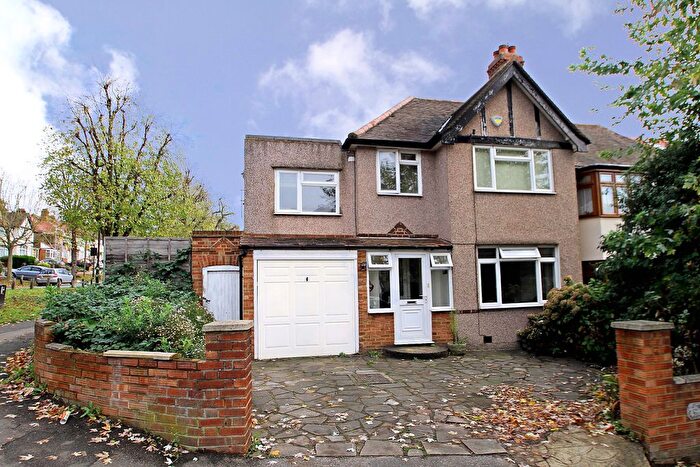 4 Bedroom End Terrace House For Sale In Melville Avenue, Greenford, UB6