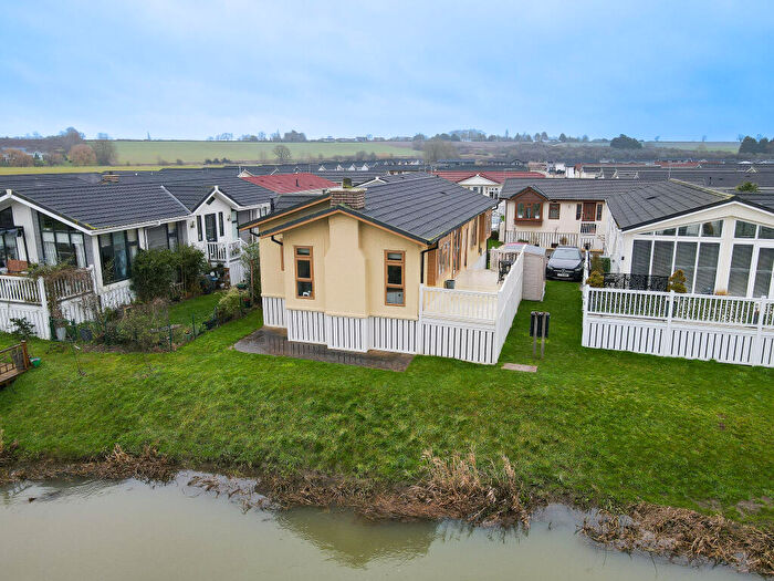 2 Bedroom Park Home For Sale In Waters View, Yarwell Mill, Yarwell, Peterborough, Cambridgeshire, PE8