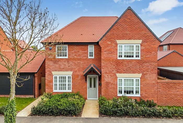 5 Bedroom Detached House For Sale In Brickyard Drive, Winslow, Buckinghamshire, MK18