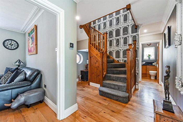 4 Bedroom Detached House For Sale In Balmoral Road, Andover, SP10