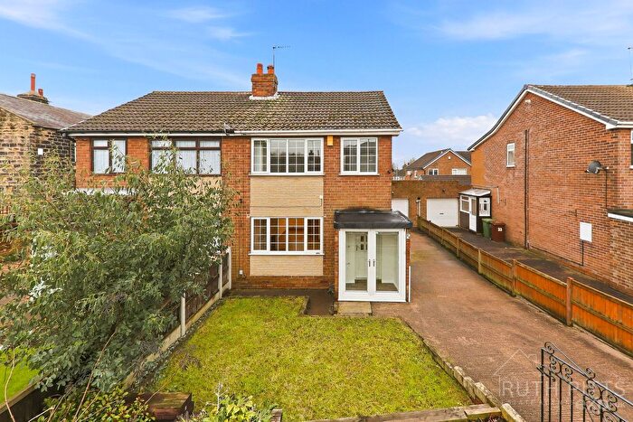 3 Bedroom Semi Detached House For Sale In Moor Top Avenue, Ackworth, Pontefract, WF7