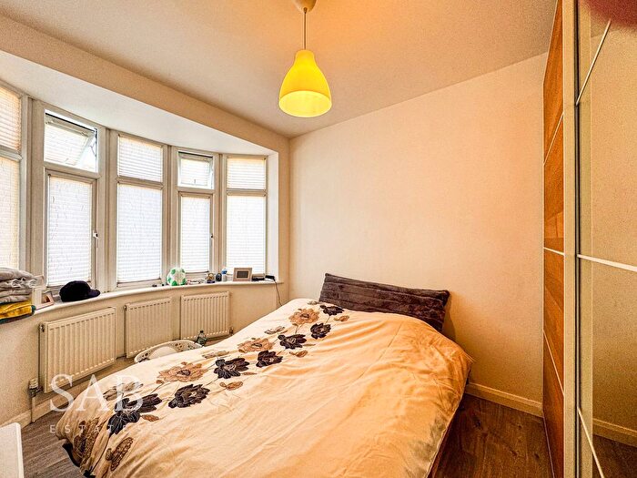 1 Bedroom End Of Terrace House To Rent In Devonshire Road, Southall, UB1