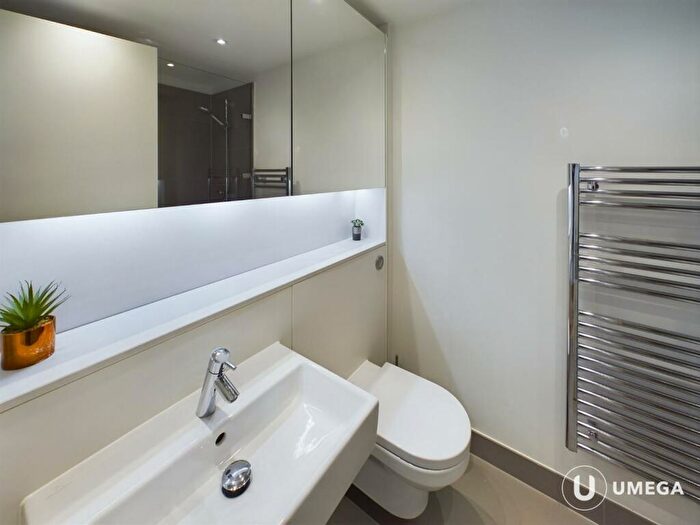 1 Bedroom Flat To Rent In Simpson Loan, Quartermile, Edinburgh, EH3