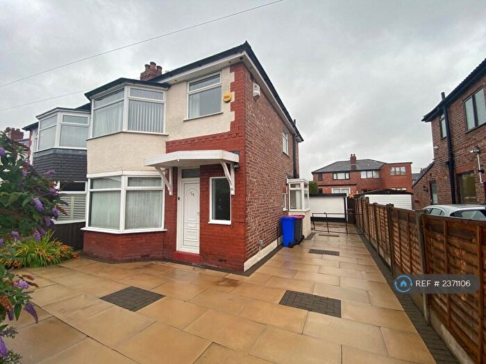 3 Bedroom Semi-Detached House To Rent In Kingsway, Swinton, Manchester, M27