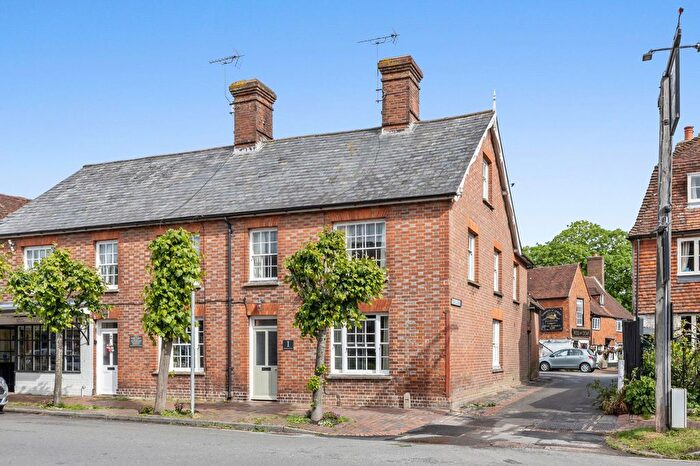 4 Bedroom Semi-detached House For Sale In High Street, Burwash, TN19