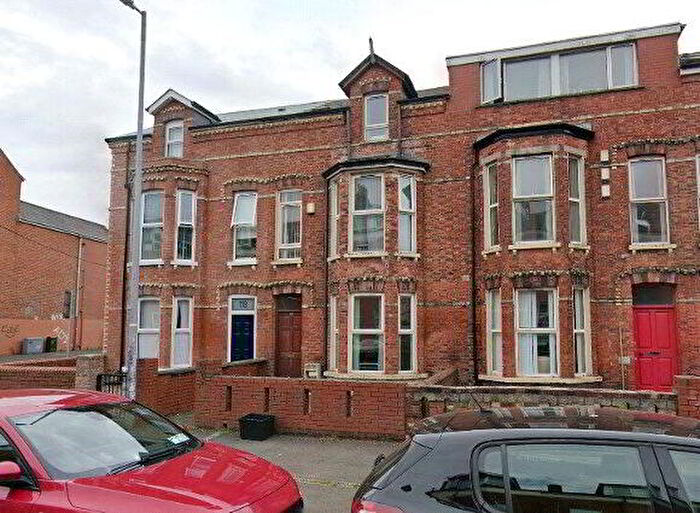 6 Bedroom Terrace House For Sale In Fitzroy Avenue, Belfast, BT7