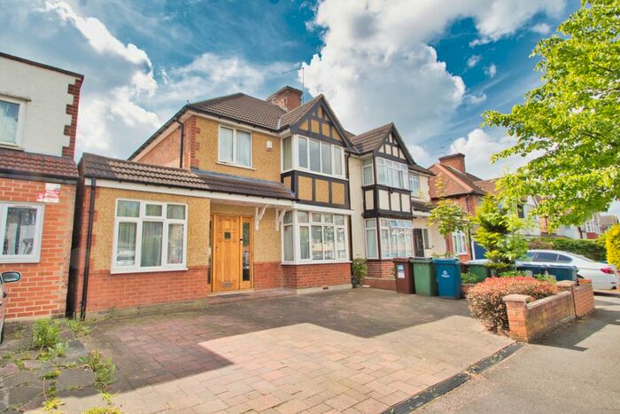 1 Bedroom Semi-Detached House To Rent In Parkside Way, Harrow, HA2