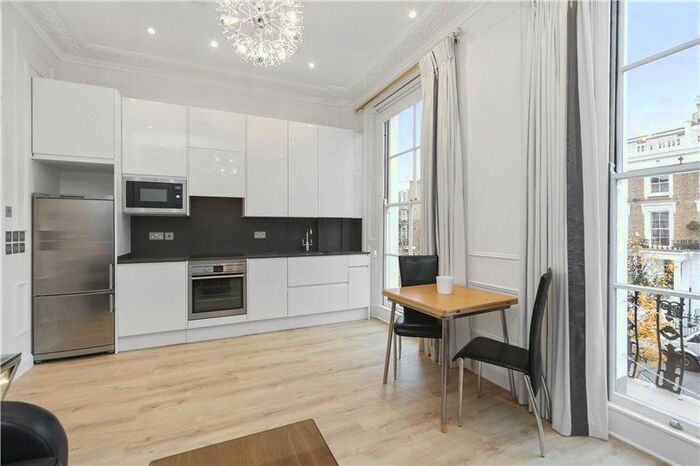 1 Bedroom Flat To Rent In Ledbury Road, London, W11