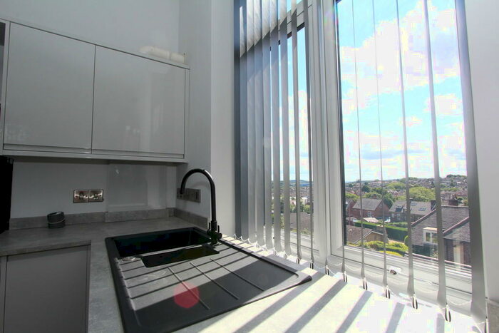 2 Bedroom Apartment To Rent In Apartment, Housley Manor, S35