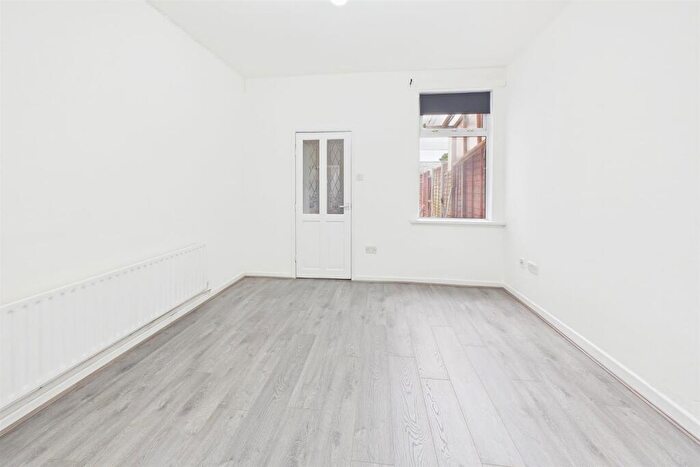 2 Bedroom Terraced House To Rent In Windmill Road, Coventry, CV6