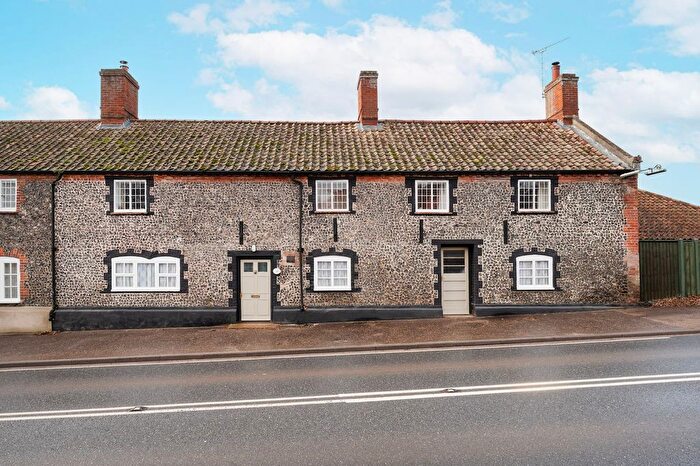 6 Bedroom Terraced House For Sale In Watton Road, Wretham, IP24