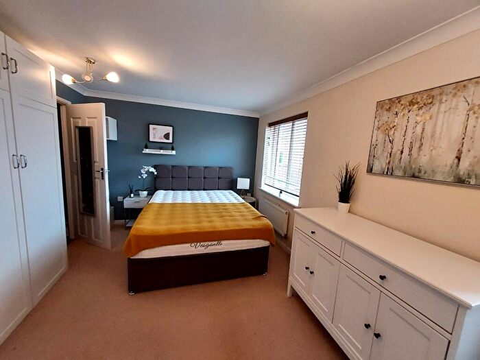 7 Bedroom Town House To Rent In Ovett Gardens, Bensham, Gateshead, NE8