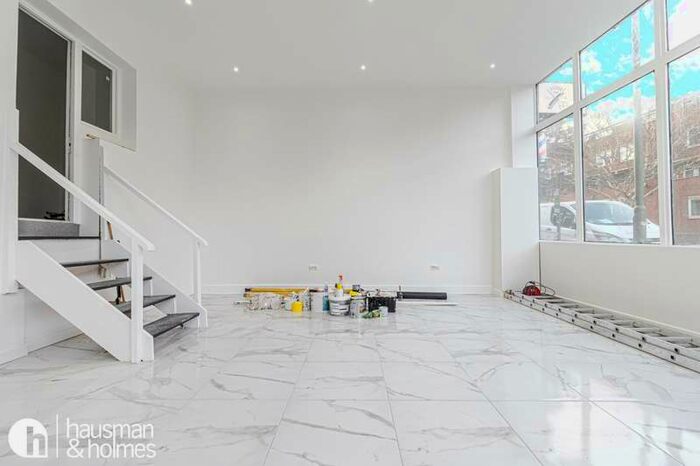 Commercial Shop To Rent In Church Road, Hendon, NW4